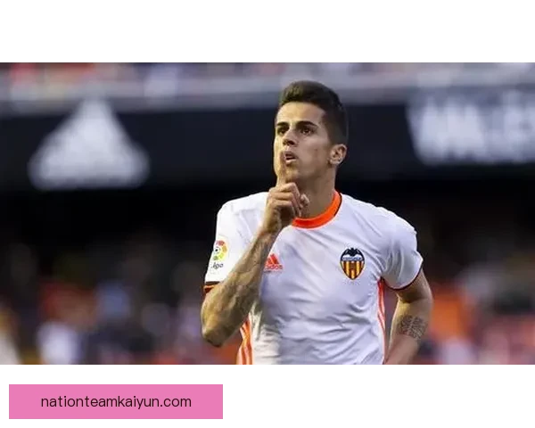 坎塞洛边后卫风格持续提升，展现出极强的进攻和防守能力