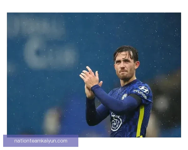 切尔西边路进攻特点分析：持续提升中的战术变化与表现趋势